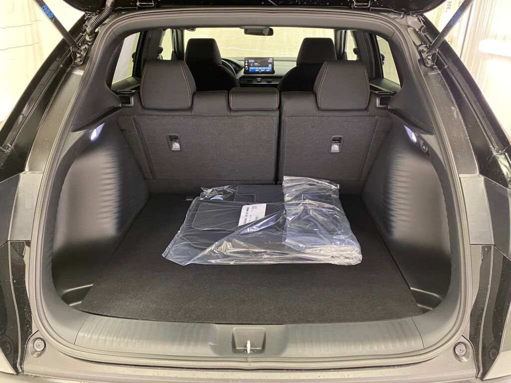 2027 Honda HR-V Sport - 8