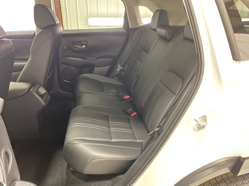 2027 Honda HR-V EX-L - 9