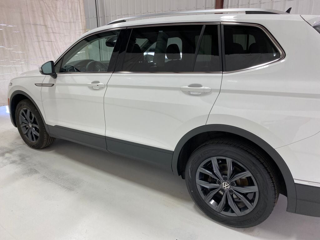 2022 Volkswagen Tiguan 2.0T SE Pure White at Sutliff Volkswagen