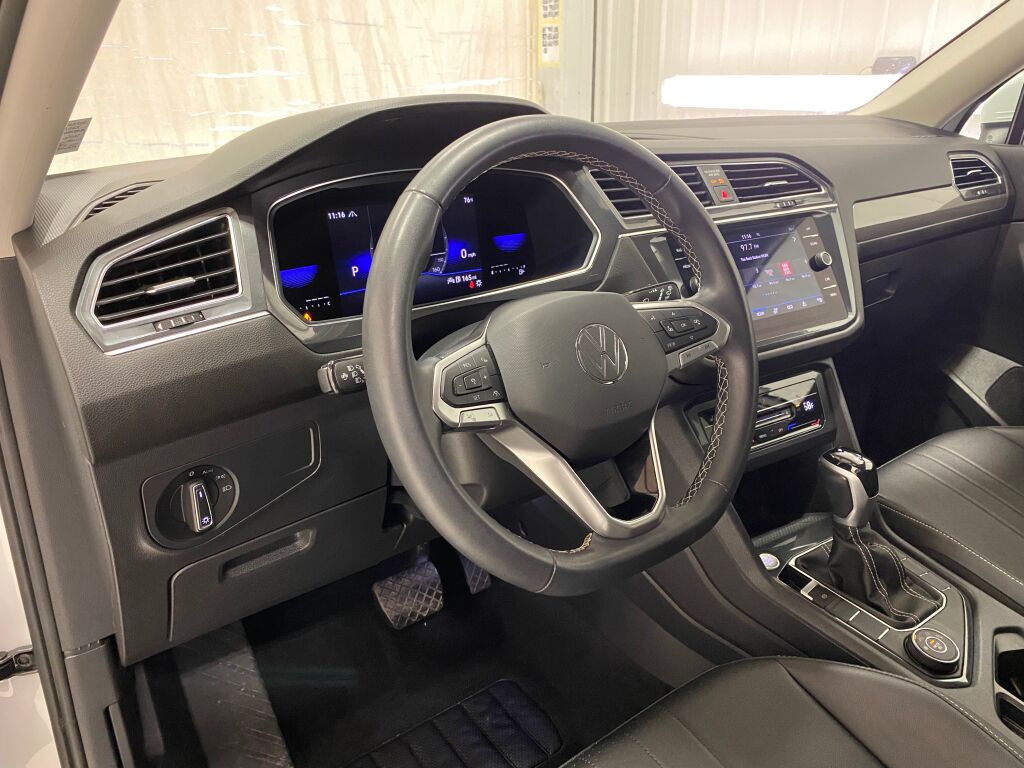 2022 Volkswagen Tiguan 2.0T SE Pure White at Sutliff Volkswagen