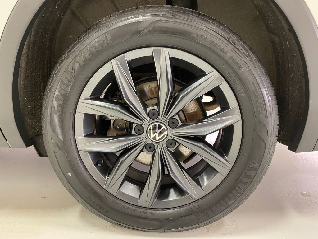 2022 Volkswagen Tiguan 2.0T SE Pure White at Sutliff Volkswagen