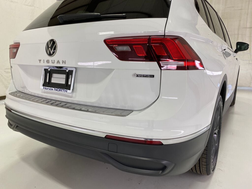 2022 Volkswagen Tiguan 2.0T SE Pure White at Sutliff Volkswagen