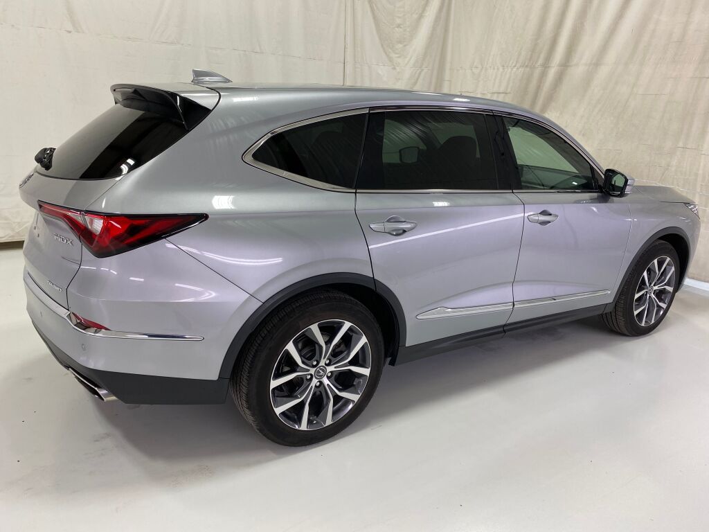 2022 Acura MDX Technology Lunar Silver Metallic at Spitzer Acura