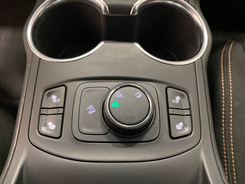 2019 GMC Terrain SLE Quicksilver Metallic at South Hills CDJR