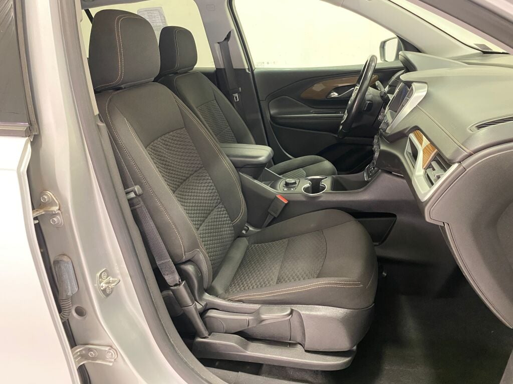 2019 GMC Terrain SLE Quicksilver Metallic at South Hills CDJR
