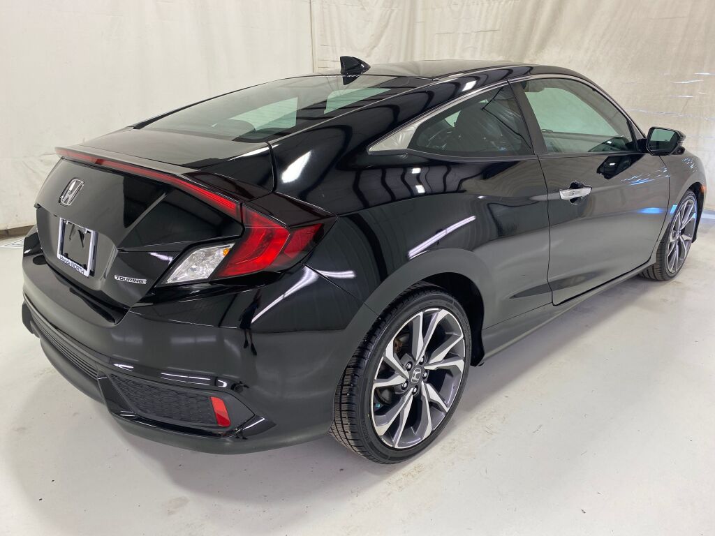 2019 Honda Civic Touring Crystal Black Pearl at South Hills CDJR