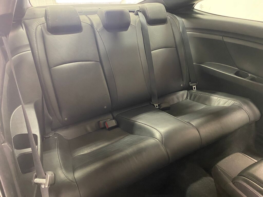 2019 Honda Civic Touring Crystal Black Pearl at South Hills CDJR