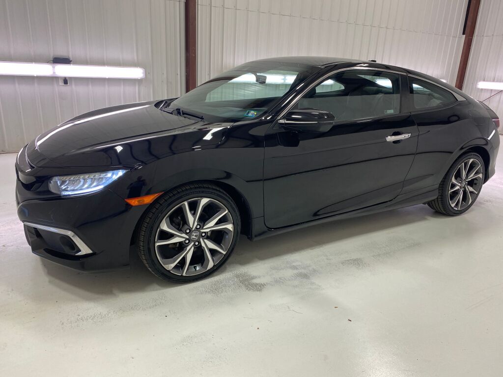 2019 Honda Civic Touring Crystal Black Pearl at South Hills CDJR