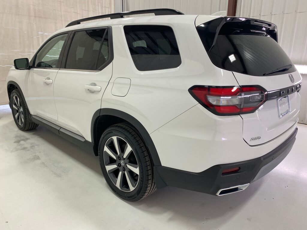 2023 Honda Pilot Elite Platinum White Pearl at Honda North