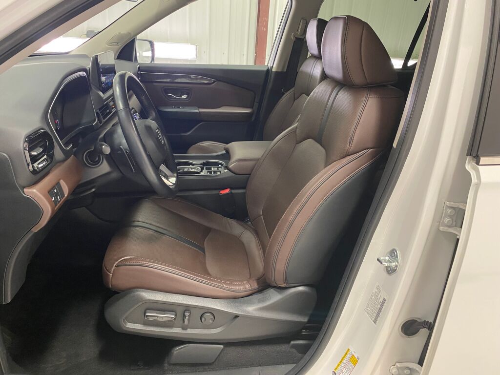 2023 Honda Pilot Elite Platinum White Pearl at Honda North