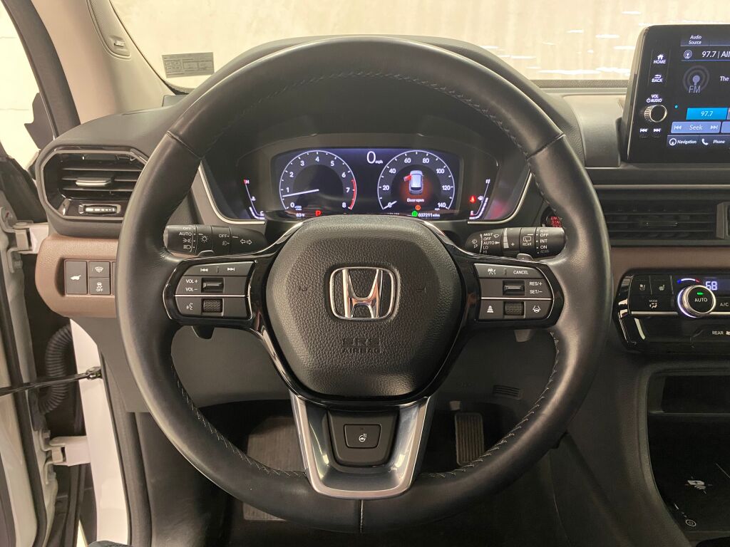 2023 Honda Pilot Elite Platinum White Pearl at Honda North