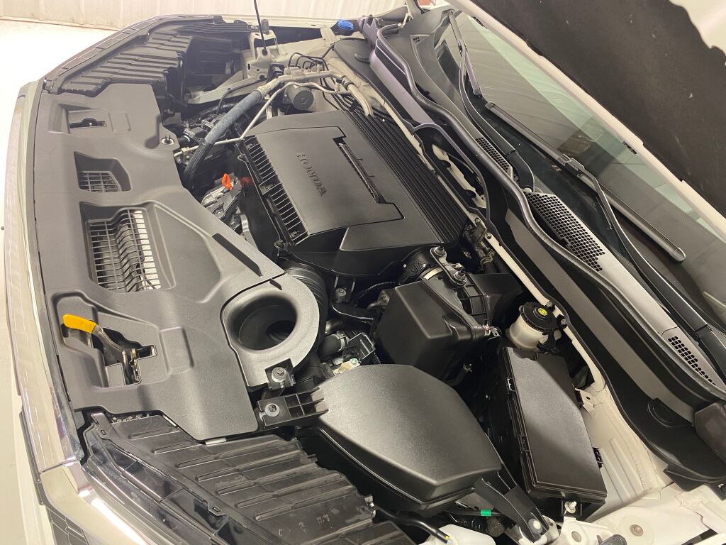 2023 Honda Pilot Elite Platinum White Pearl at Honda North