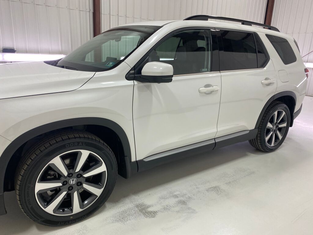 2023 Honda Pilot Elite Platinum White Pearl at Honda North