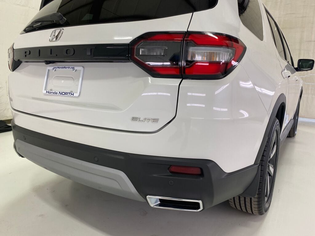 2023 Honda Pilot Elite Platinum White Pearl at Honda North