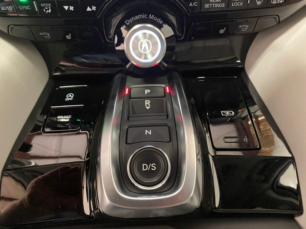 2022 Acura MDX Technology Lunar Silver Metallic at Spitzer Acura