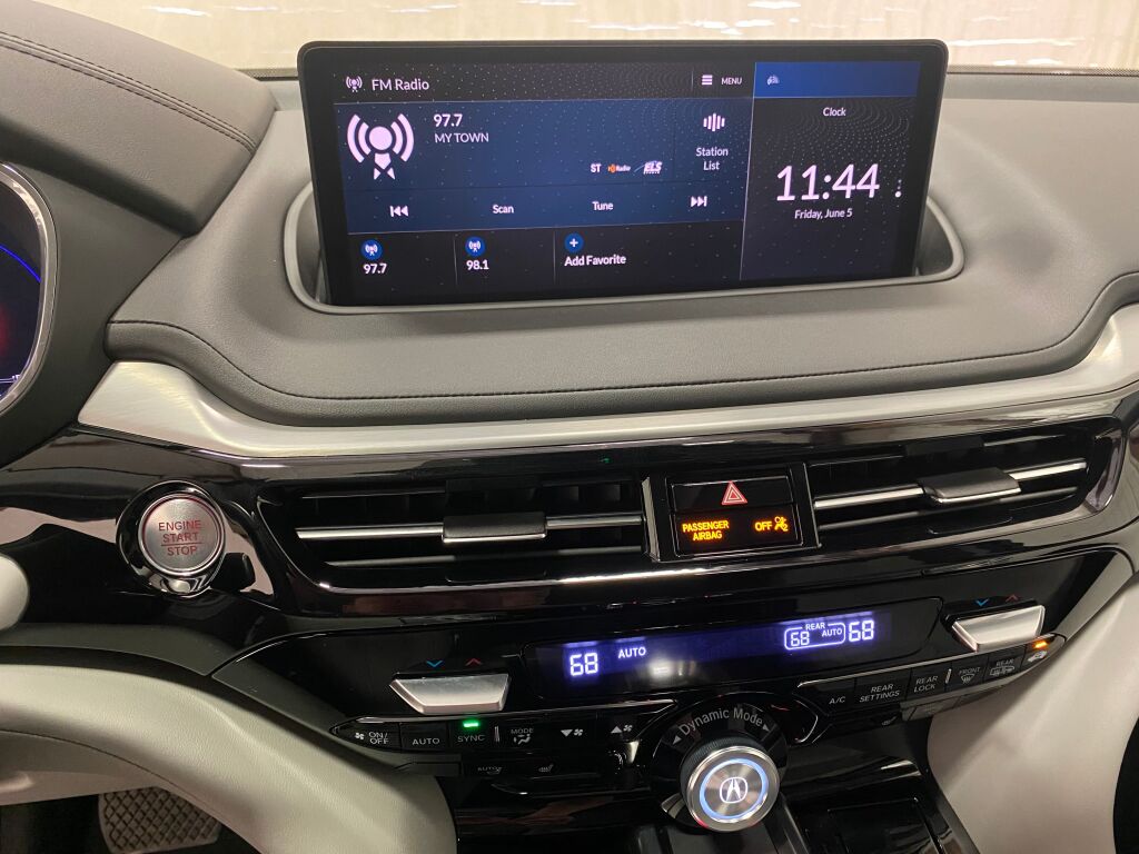 2022 Acura MDX Technology Lunar Silver Metallic at Spitzer Acura