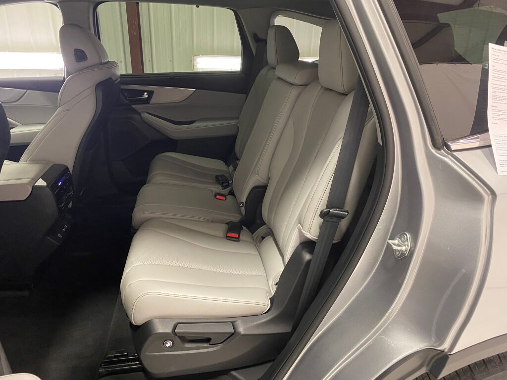 2022 Acura MDX Technology Lunar Silver Metallic at Spitzer Acura