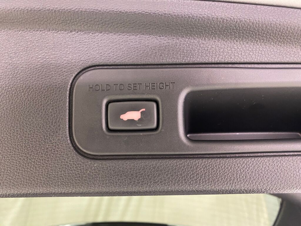 2022 Acura MDX Technology Lunar Silver Metallic at Spitzer Acura