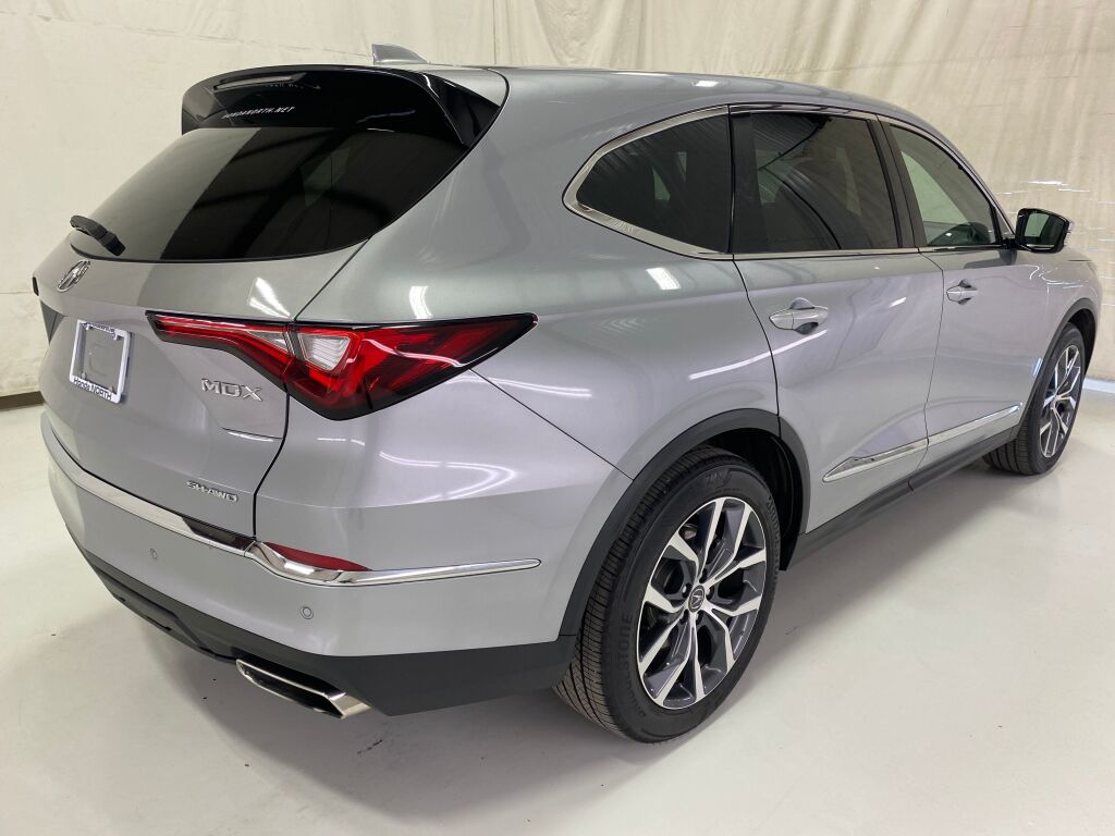 2022 Acura MDX Technology Lunar Silver Metallic at Spitzer Acura