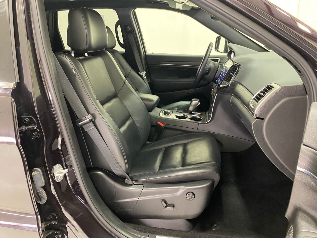 2021 Jeep Grand Cherokee Limited Sangria Metallic Clearcoat at Carlisle Cadillac Buick GMC