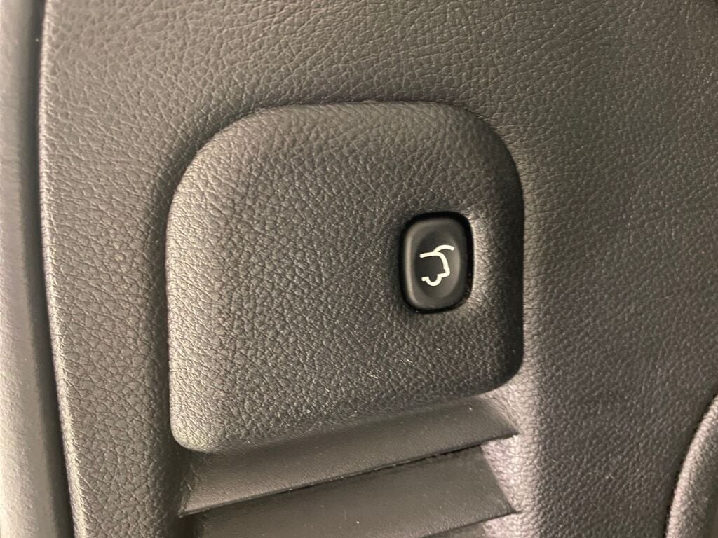 2021 Jeep Grand Cherokee Limited Sangria Metallic Clearcoat at Carlisle Cadillac Buick GMC