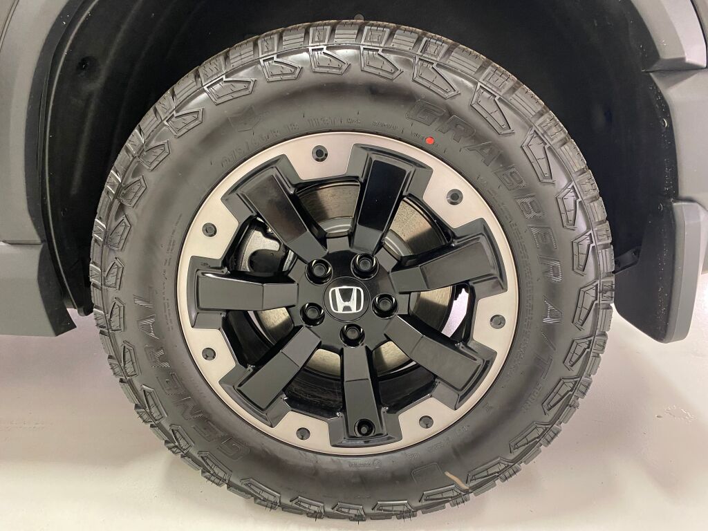 2026 Honda Passport  CRYSTAL BLACK at South Hills Kia