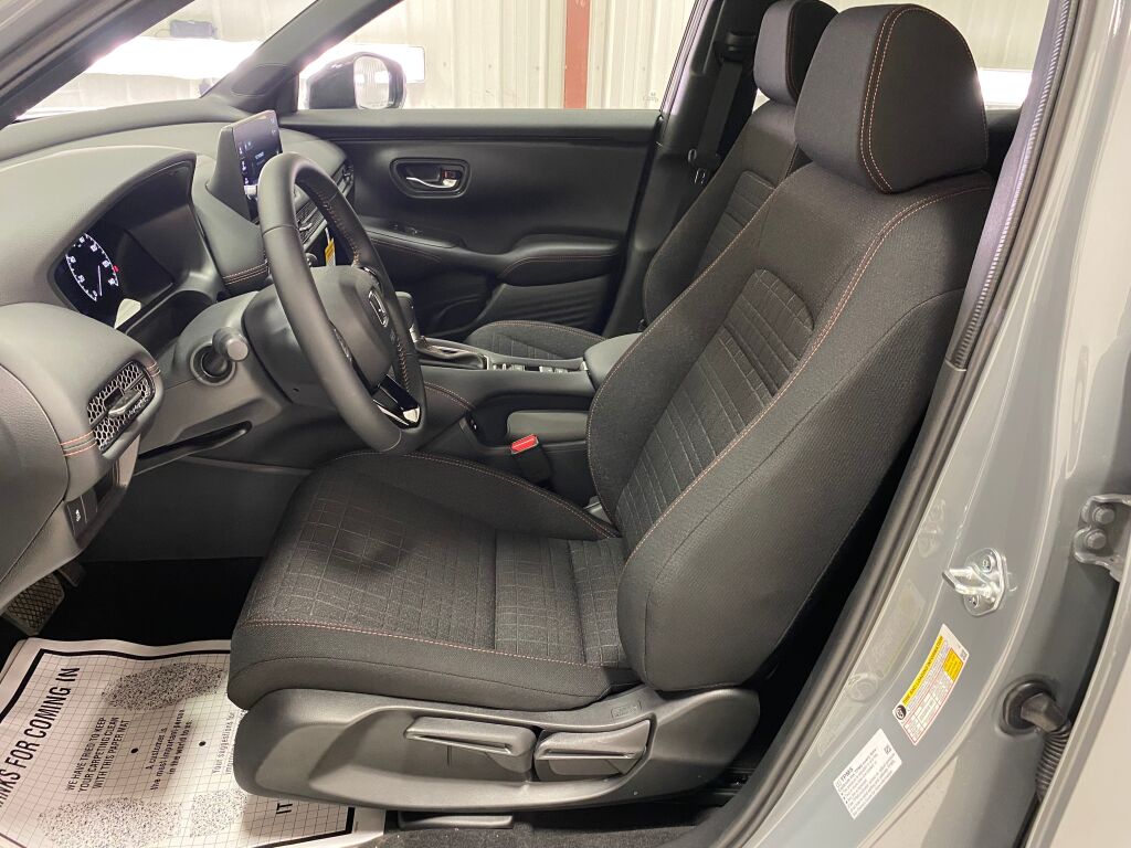 2027 Honda HR-V Sport - 10