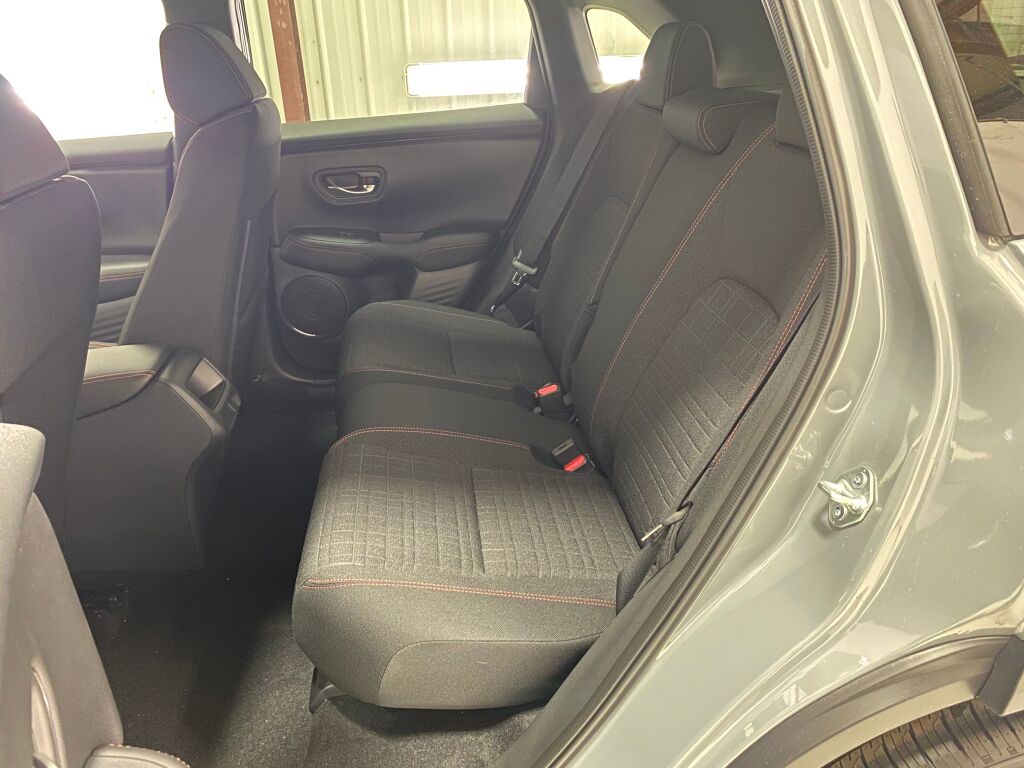 2027 Honda HR-V Sport - 9