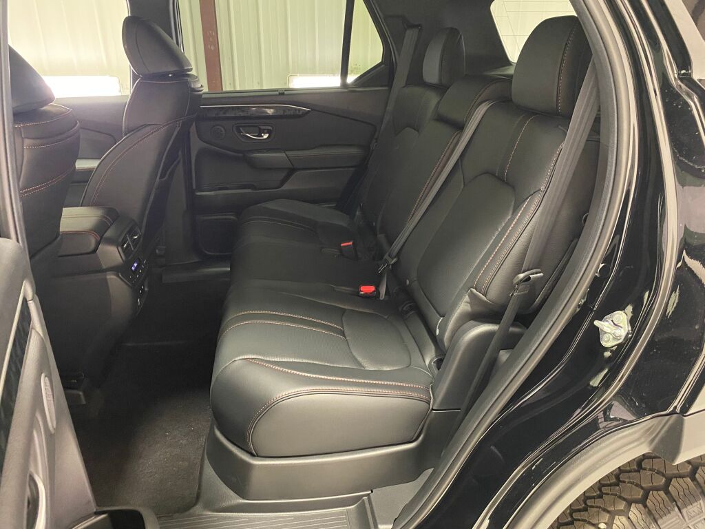2026 Honda Passport  CRYSTAL BLACK at South Hills Kia