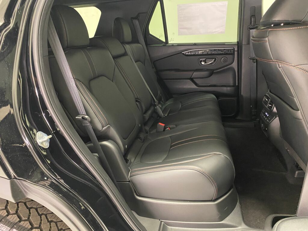 2026 Honda Passport  CRYSTAL BLACK at South Hills Kia