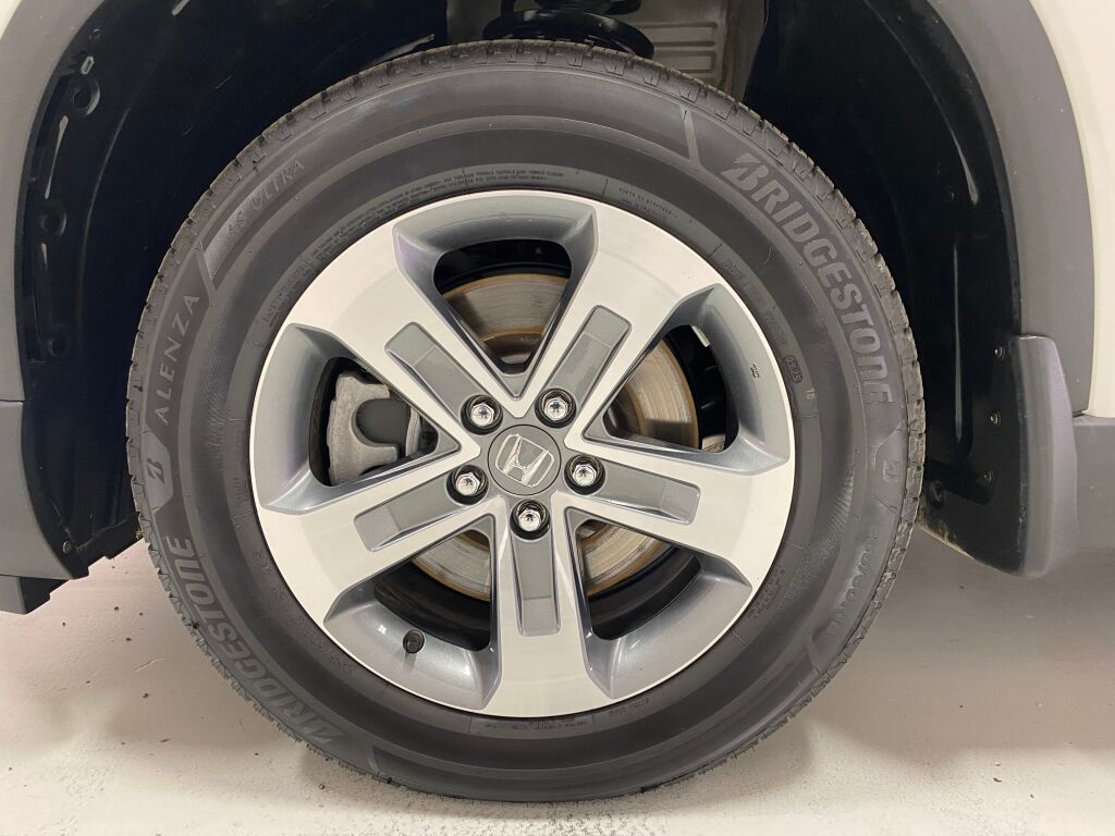 2023 Honda Pilot EX-L Platinum White Pearl at Sutliff Volkswagen