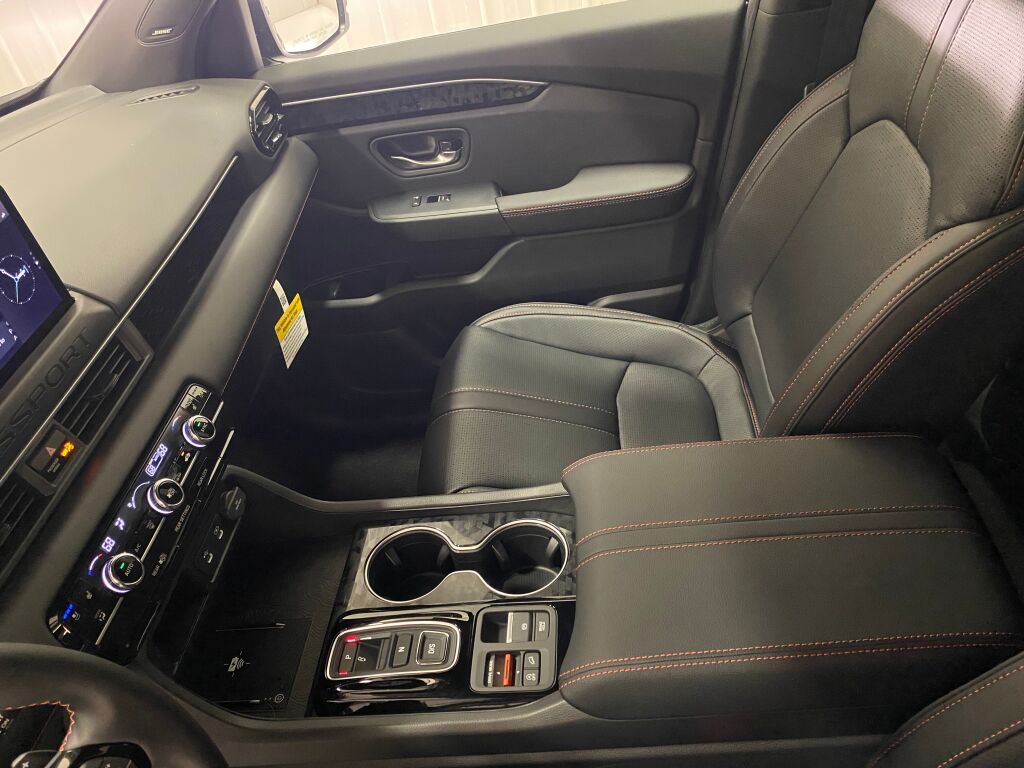 2026 Honda Passport  CRYSTAL BLACK at South Hills Kia