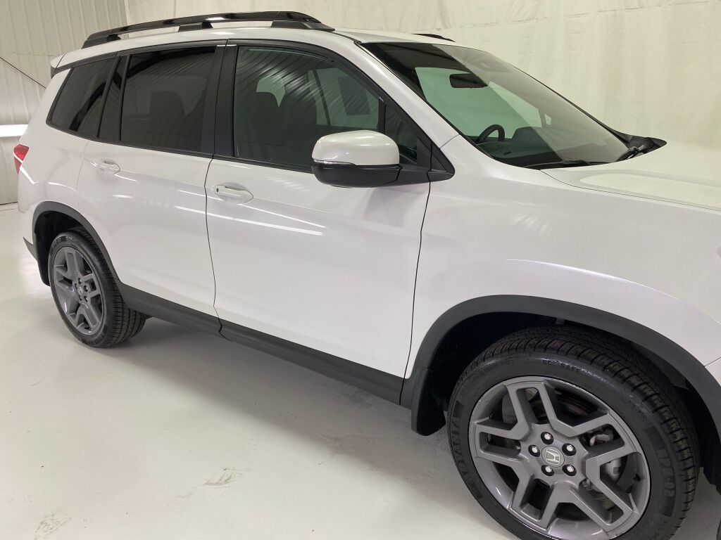 2023 Honda Passport EX-L Platinum White Pearl at Honda North