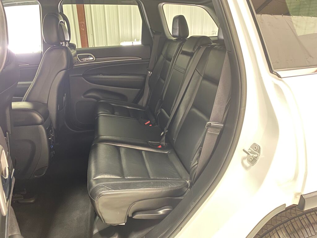 2019 Jeep Grand Cherokee Limited Bright White Clearcoat at South Hills CDJR