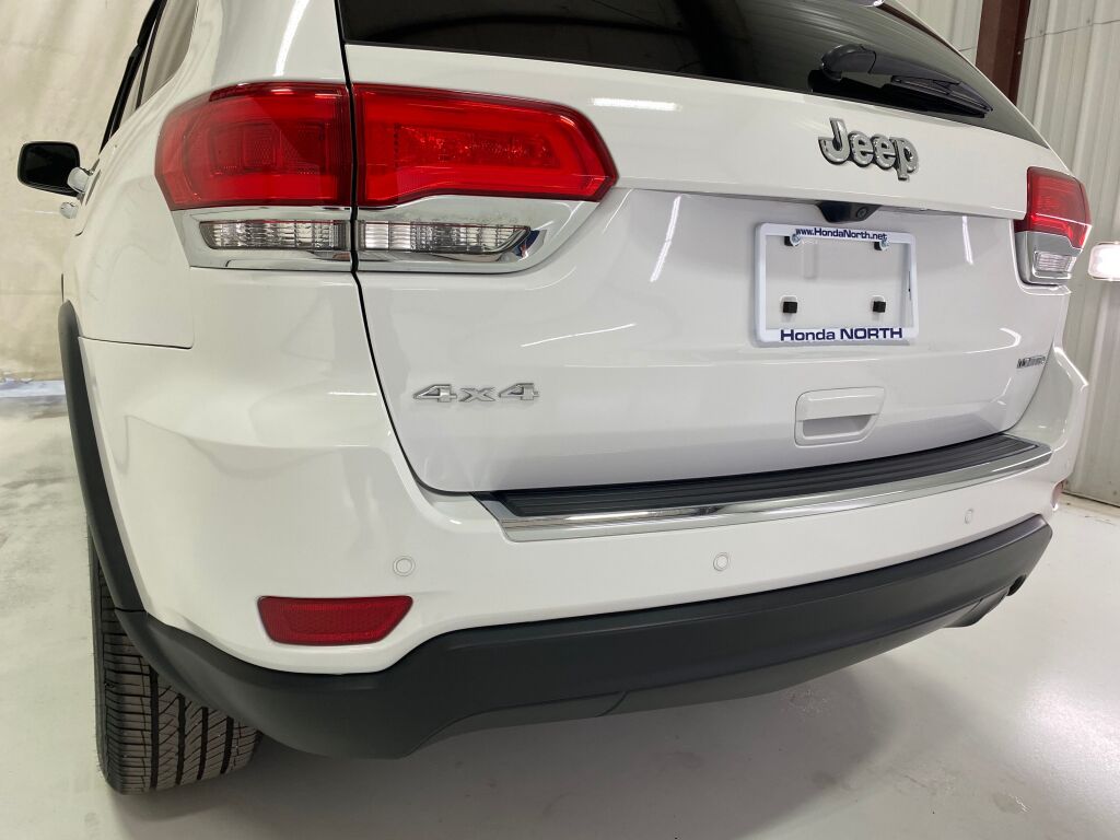 2019 Jeep Grand Cherokee Limited Bright White Clearcoat at South Hills CDJR