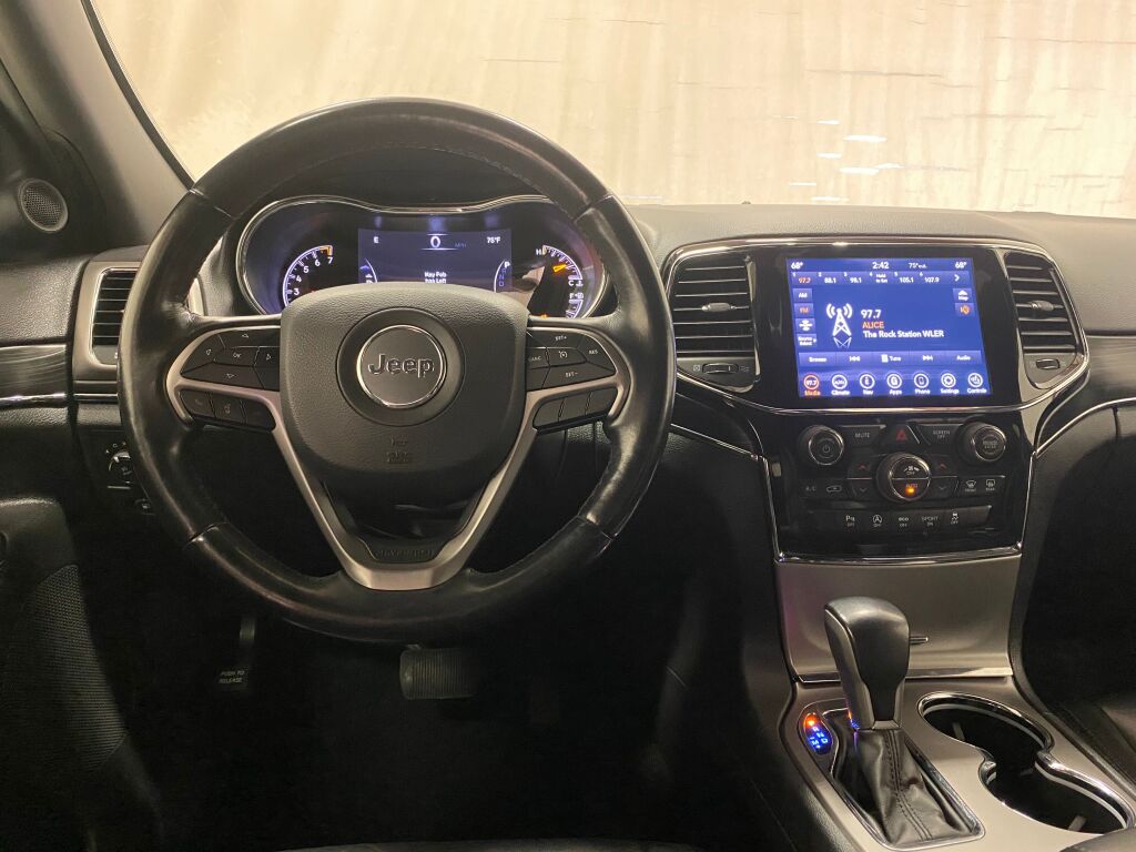 2019 Jeep Grand Cherokee Limited Bright White Clearcoat at South Hills CDJR