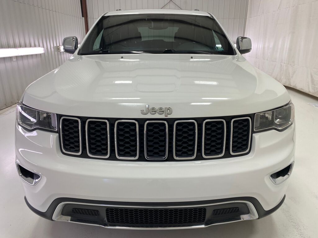 2019 Jeep Grand Cherokee Limited Bright White Clearcoat at South Hills CDJR