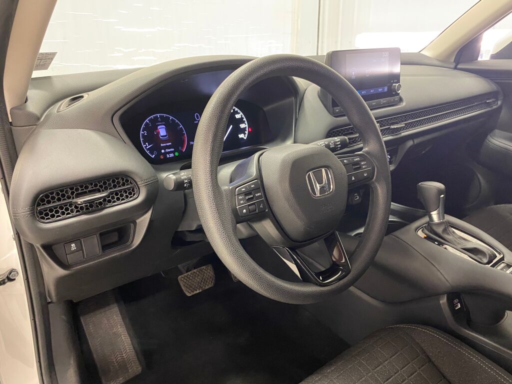 2023 Honda HR-V LX - 10