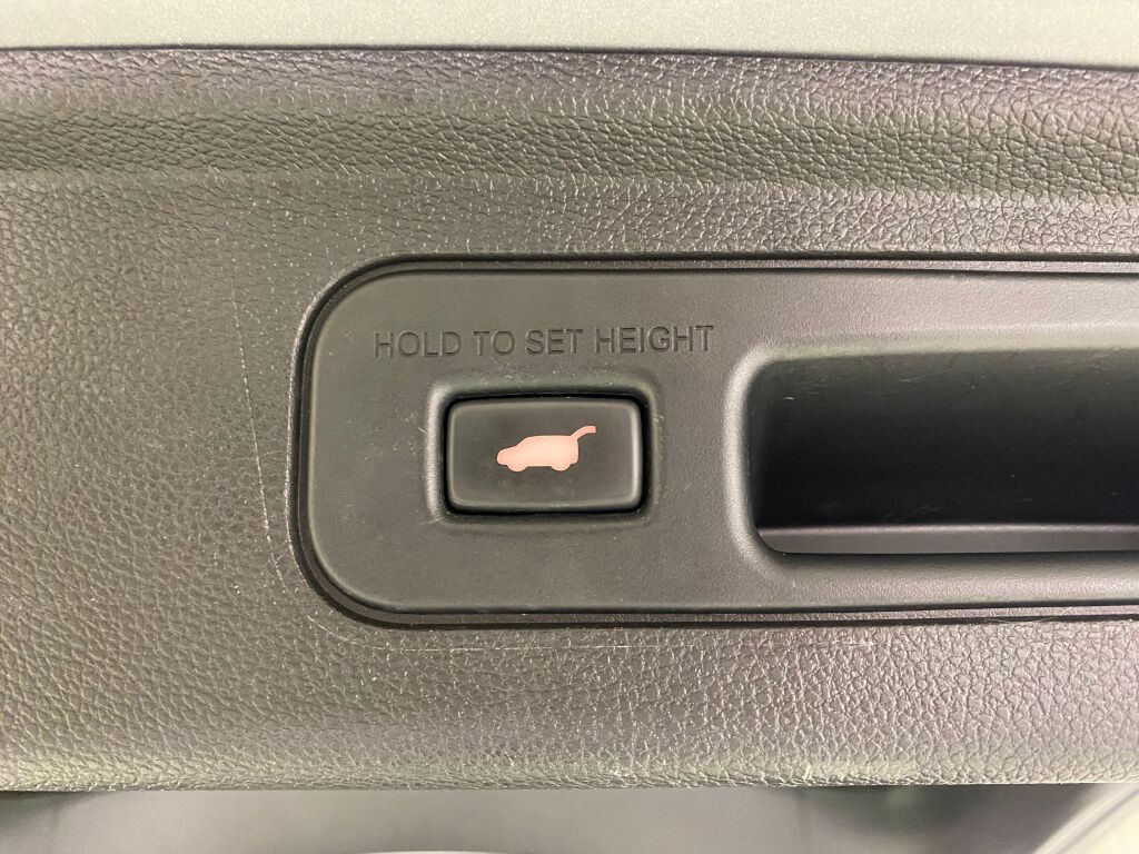 2022 Honda Odyssey Touring Lunar Silver Metallic at Auto Express Mitsubishi