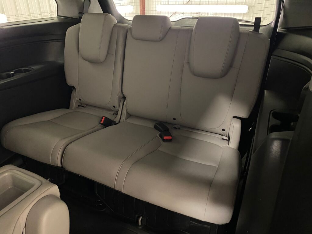 2022 Honda Odyssey Touring Lunar Silver Metallic at Auto Express Mitsubishi
