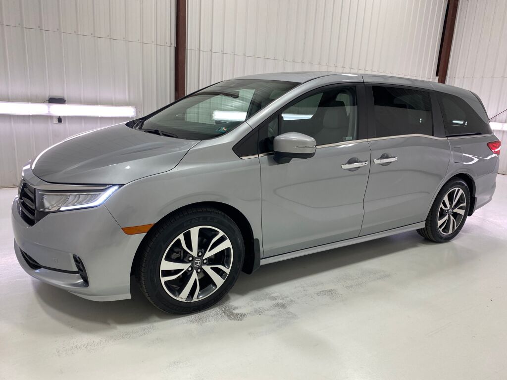 2022 Honda Odyssey Touring Lunar Silver Metallic at Auto Express Mitsubishi