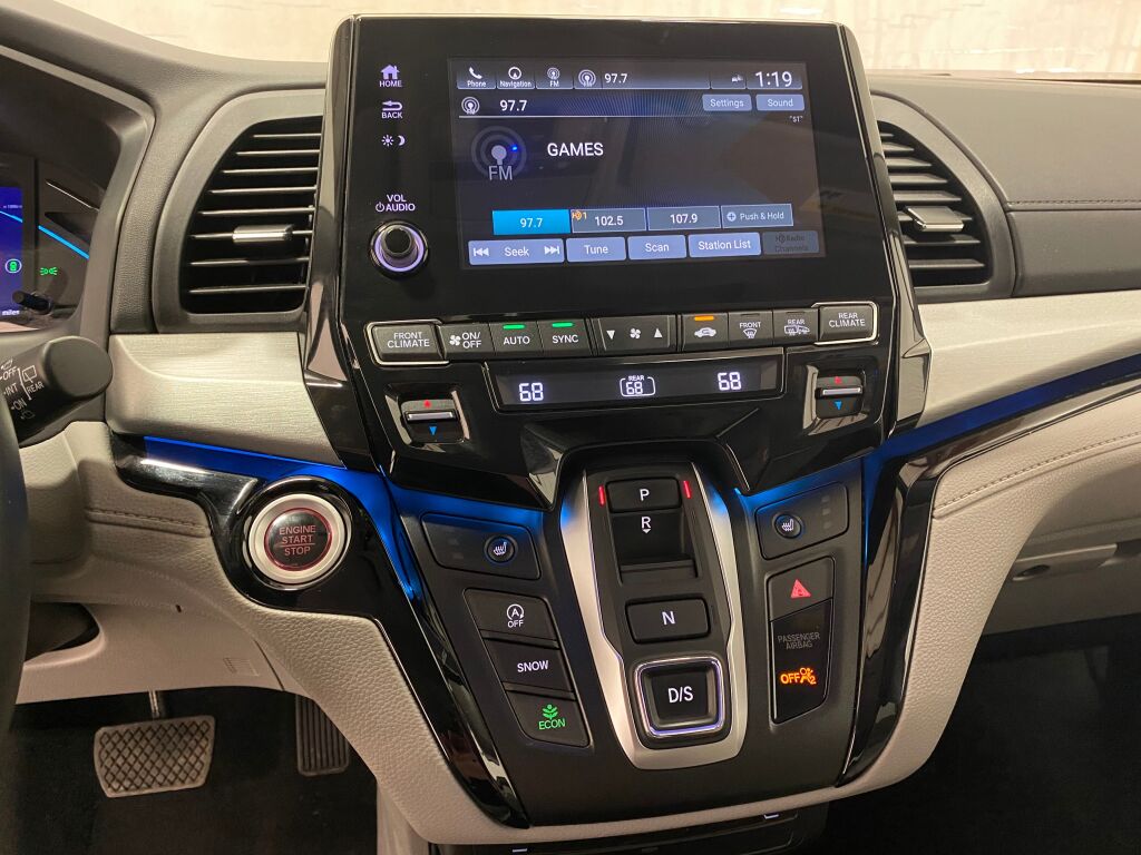 2022 Honda Odyssey Touring Lunar Silver Metallic at Auto Express Mitsubishi