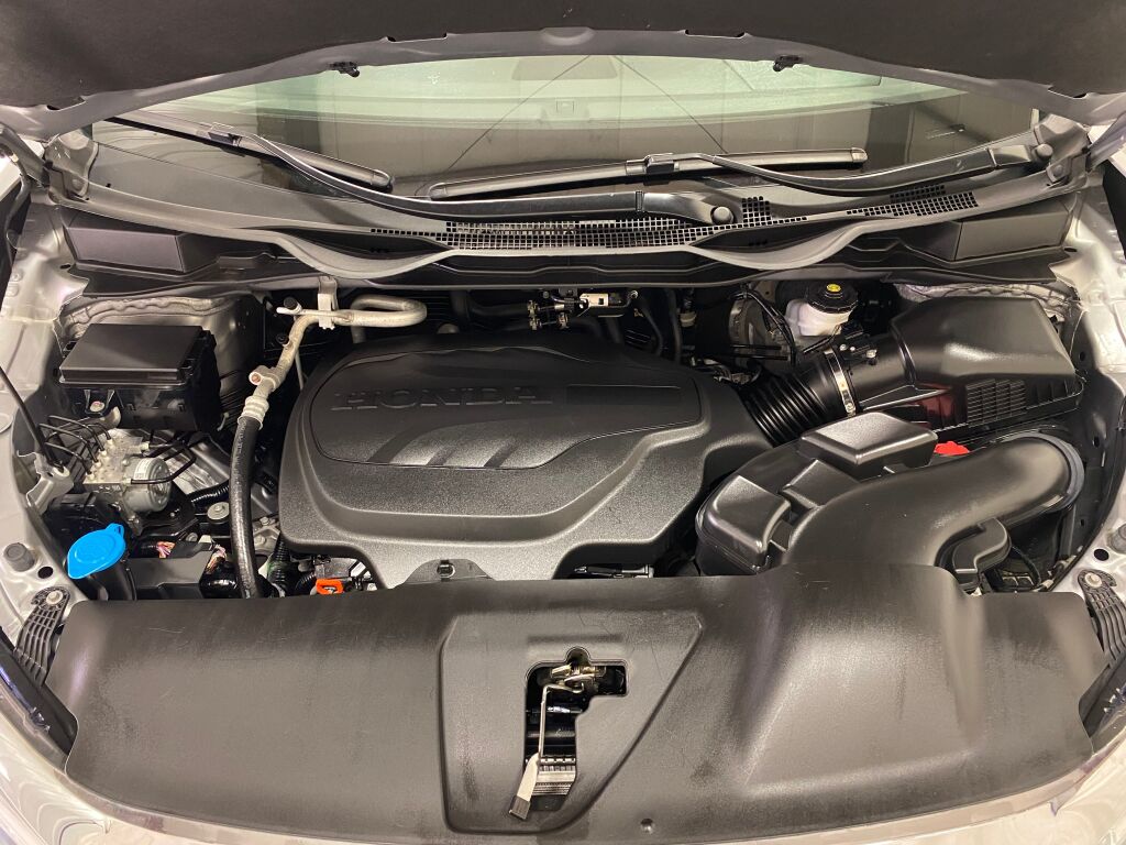 2022 Honda Odyssey Touring Lunar Silver Metallic at Auto Express Mitsubishi
