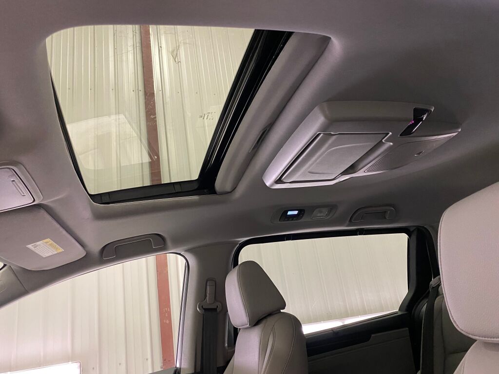 2022 Honda Odyssey Touring Lunar Silver Metallic at Auto Express Mitsubishi