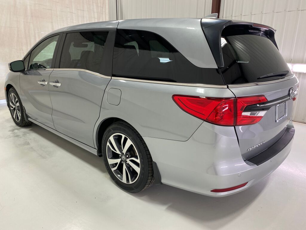 2022 Honda Odyssey Touring Lunar Silver Metallic at Auto Express Mitsubishi