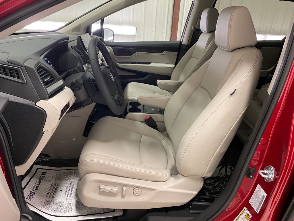 2026 Honda Odyssey EX-L RADIANT RED METALLIC II at Honda North