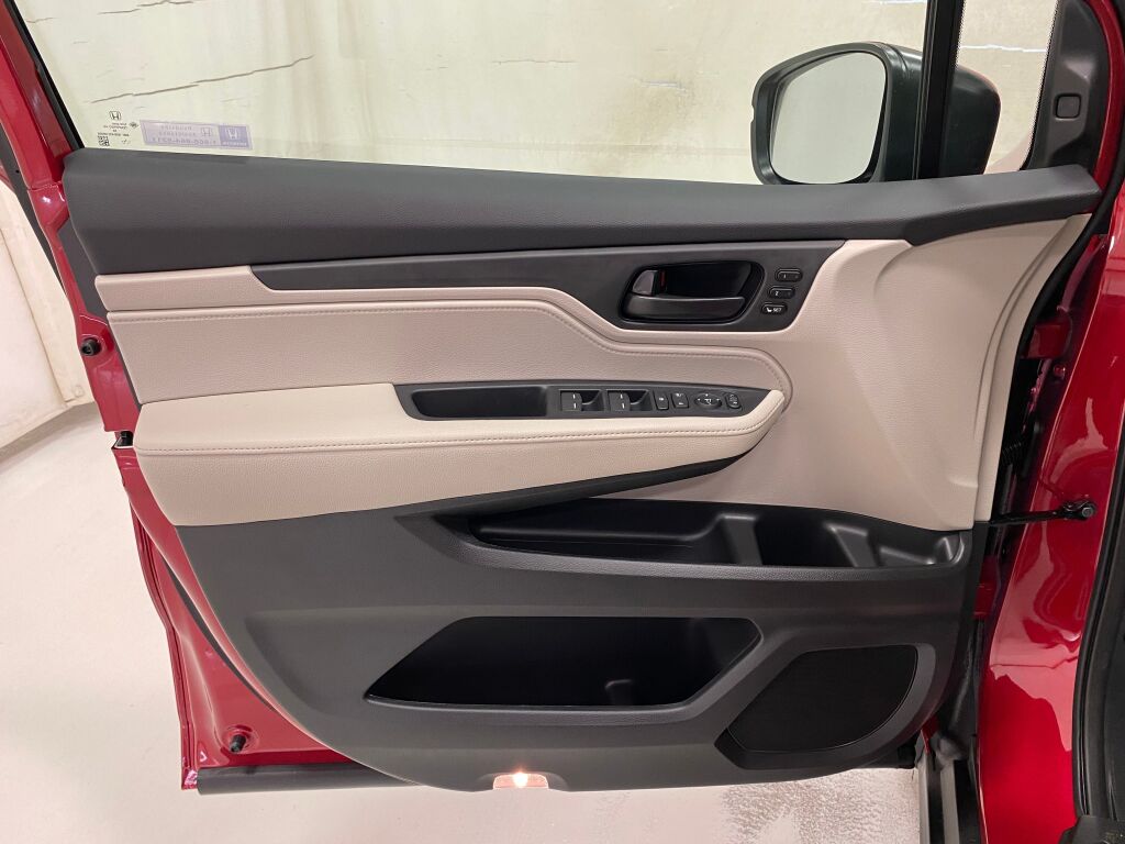 2026 Honda Odyssey EX-L RADIANT RED METALLIC II at Honda North