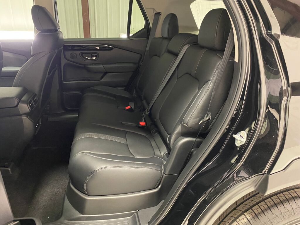 2026 Honda Passport RTL CRYSTAL BLACK PEARL at Altoona Honda