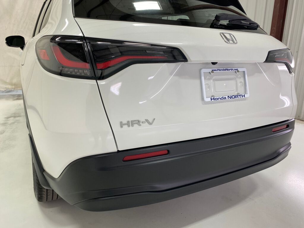 2025 Honda HR-V LX Platinum White Pearl at Honda North