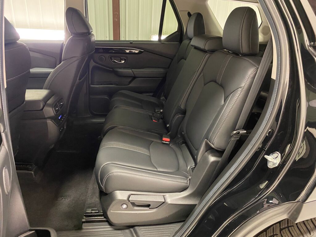 2024 Honda Pilot Touring Crystal Black Pearl at Honda North